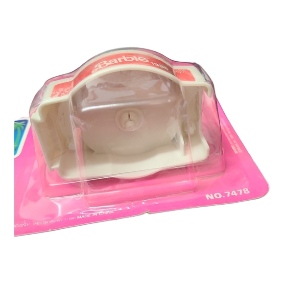 Vintage 1989 Mattel Miniature Barbie  "Happy Holidays Barbie 1988" - Picture 7 of 12